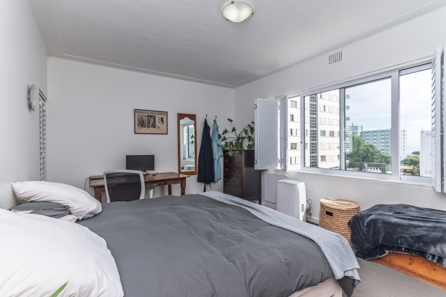 2 Bedroom Property for Sale in Green Point Western Cape